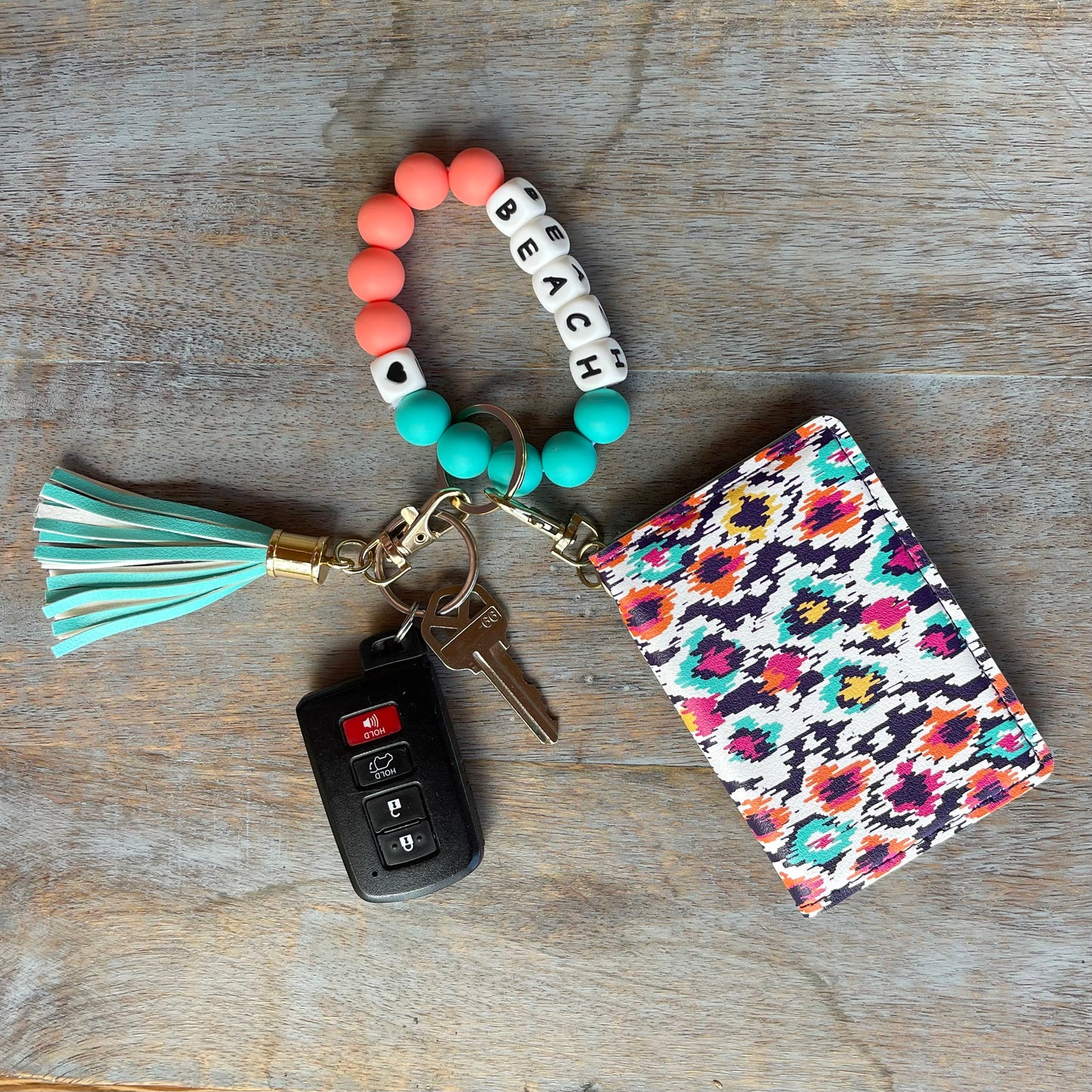 ID Wallet and Bracelet Keychain Set - Beach Aztec